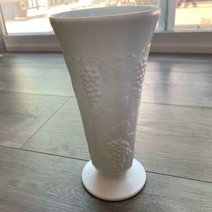 Colony Harvest Milk Glass vase